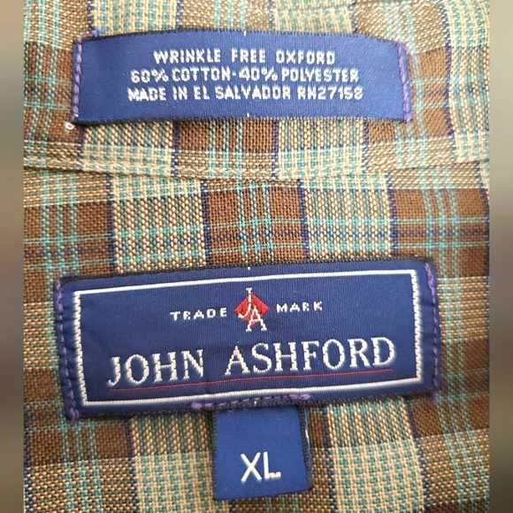 John Ashford Men's Wrinkle free Oxford. Brown green plaid. XL - Picture 6 of 11